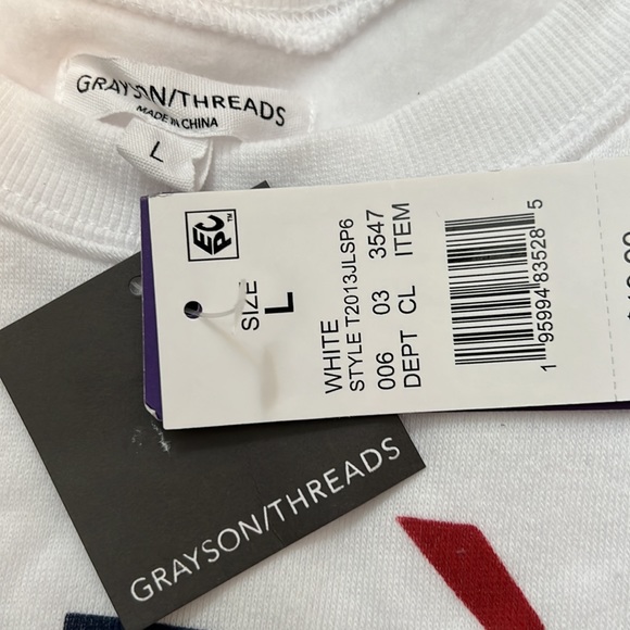 Cropped White Apres Ski Sweatshirt - Picture 7 of 8